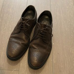 Tods dark brown brogue dress shoe